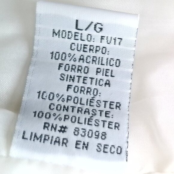 Women Lined White Faux Vest - Picture 10 of 11